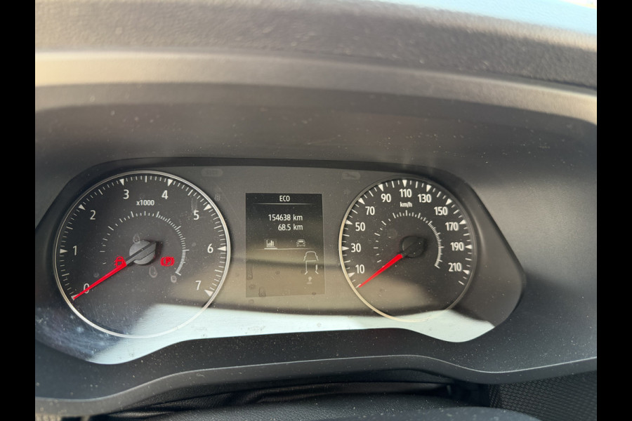 Renault Trafic 2.0 dCi 130pk T29 L2H1 DC 5 persoons Comfort / vaste prijs rijklaar € 19.950 ex btw / lease vanaf € 336 / donker grijs metallic / airco / cruise / trekhaak / euro 6 / bpm vrij !