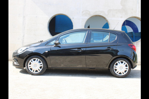 Opel Corsa 1.4 Favourite | CRUISE CONTROL | 12 MAANDEN BOVAG GARANTIE |