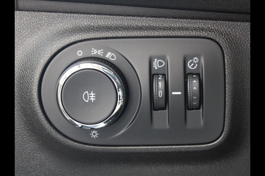 Opel Corsa 1.4 Favourite | CRUISE CONTROL | 12 MAANDEN BOVAG GARANTIE |