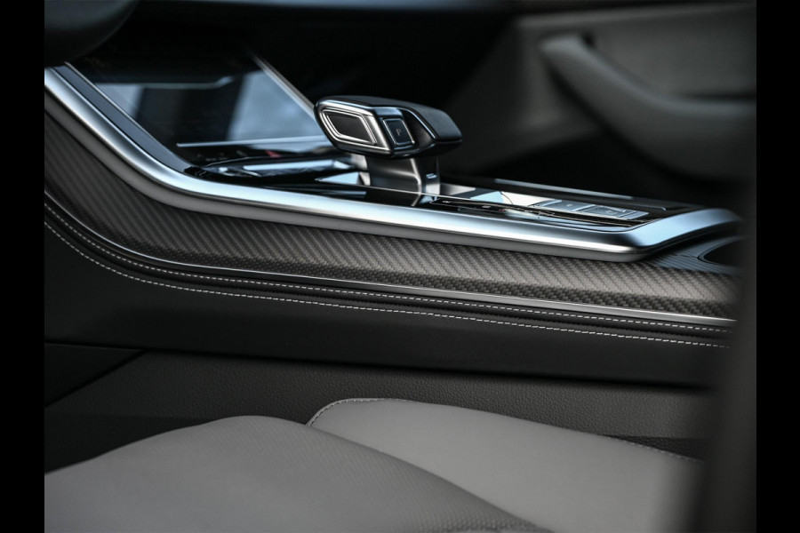 Audi Q8 60 TFSI e quattro Pro Line S Competition | Audi exclusive | 5 jaar garantie | Panoramadak | Massage stoelen | 4 Wiel besturing | Soft-close | Elektr. Trekhaak | Achterasbesturing | Oled achterlichten