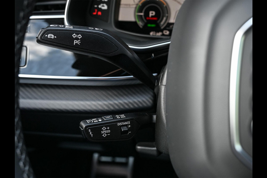 Audi Q8 60 TFSI e quattro Pro Line S Competition | Audi exclusive | 5 jaar garantie | Panoramadak | Massage stoelen | 4 Wiel besturing | Soft-close | Elektr. Trekhaak | Achterasbesturing | Oled achterlichten