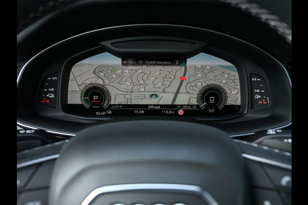 Audi Q8 60 TFSI e quattro Pro Line S Competition | Audi exclusive | 5 jaar garantie | Panoramadak | Massage stoelen | 4 Wiel besturing | Soft-close | Elektr. Trekhaak | Achterasbesturing | Oled achterlichten