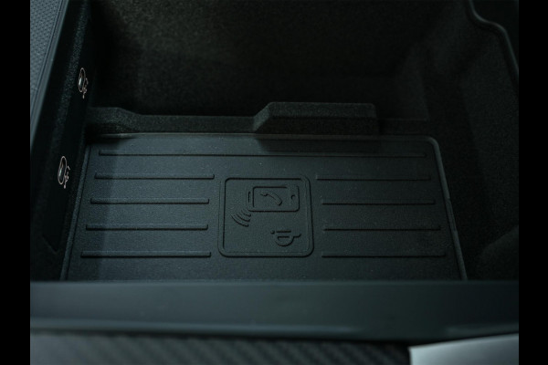 Audi Q8 60 TFSI e quattro Pro Line S Competition | Audi exclusive | 5 jaar garantie | Panoramadak | Massage stoelen | 4 Wiel besturing | Soft-close | Elektr. Trekhaak | Achterasbesturing | Oled achterlichten