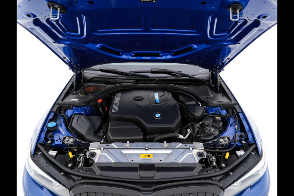 BMW 3 Serie Touring 330e M-Sportpack High Executive (Plug-in) Aut. *LEATHER-MICROFIBRE | FULL-LED | DIGI-COCKPIT | HEATED-SPORTSEATS | CAMERA | CARPLAY | SHIFTPADDLES | NAVI-FULLMAP | PRIVACY-GLASS | ECC | PDC | CRUISE | TOWBAR | 18''ALU*