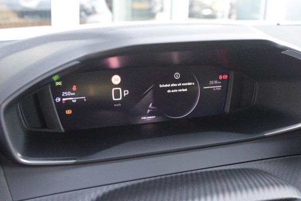 Peugeot 2008 1.2 Hybrid 145PK AUTOMAAT ALLURE | NAVIGATIE | KEYLESS ENTRY/START | DRAADLOZE TELEFOONLADER | DRAADLOZE APPLE CARPLAY/ANDROID AUTO | CAMERA VOOR + ACHTER | PARKEERSENSOREN VOOR + ACHTER | LICHTMETALEN VELGEN 17" | CLIMATE CONTROL | ADAPTIVE CRUISE CONTROL | DODEHOEK DETECTIE |