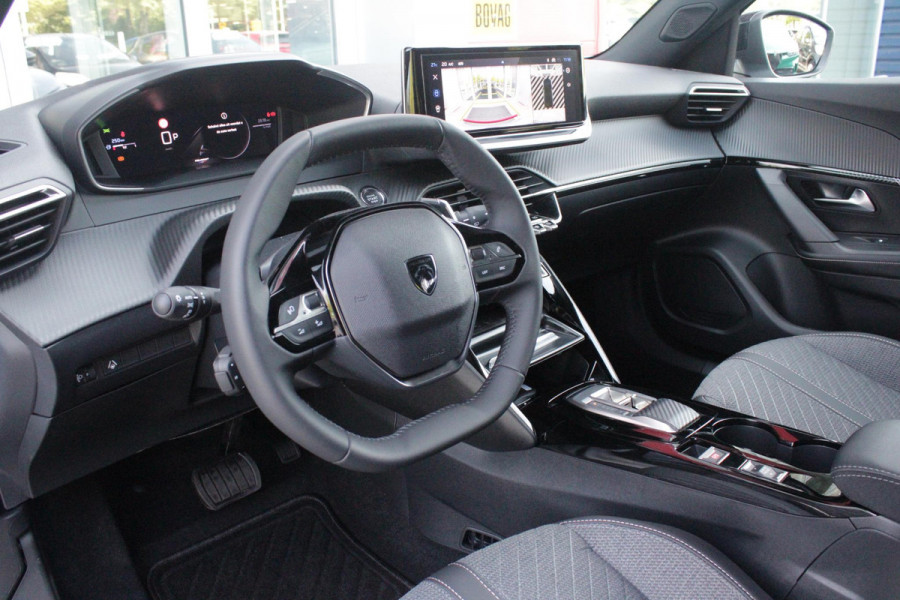Peugeot 2008 1.2 Hybrid 145PK AUTOMAAT ALLURE | NAVIGATIE | KEYLESS ENTRY/START | DRAADLOZE TELEFOONLADER | DRAADLOZE APPLE CARPLAY/ANDROID AUTO | CAMERA VOOR + ACHTER | PARKEERSENSOREN VOOR + ACHTER | LICHTMETALEN VELGEN 17" | CLIMATE CONTROL | ADAPTIVE CRUISE CONTROL | DODEHOEK DETECTIE |
