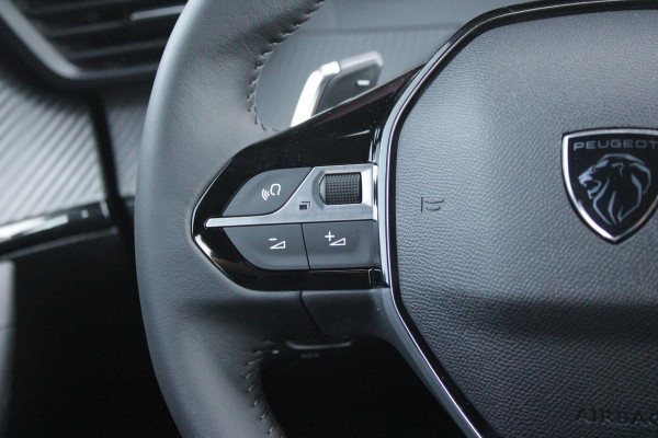 Peugeot 2008 1.2 Hybrid 145PK AUTOMAAT ALLURE | NAVIGATIE | KEYLESS ENTRY/START | DRAADLOZE TELEFOONLADER | DRAADLOZE APPLE CARPLAY/ANDROID AUTO | CAMERA VOOR + ACHTER | PARKEERSENSOREN VOOR + ACHTER | LICHTMETALEN VELGEN 17" | CLIMATE CONTROL | ADAPTIVE CRUISE CONTROL | DODEHOEK DETECTIE |