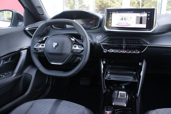 Peugeot 2008 1.2 Hybrid 145PK AUTOMAAT ALLURE | NAVIGATIE | KEYLESS ENTRY/START | DRAADLOZE TELEFOONLADER | DRAADLOZE APPLE CARPLAY/ANDROID AUTO | CAMERA VOOR + ACHTER | PARKEERSENSOREN VOOR + ACHTER | LICHTMETALEN VELGEN 17" | CLIMATE CONTROL | ADAPTIVE CRUISE CONTROL | DODEHOEK DETECTIE |