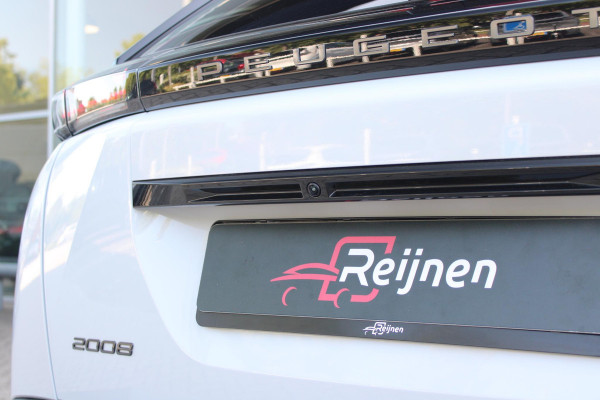 Peugeot 2008 1.2 Hybrid 145PK AUTOMAAT ALLURE | NAVIGATIE | KEYLESS ENTRY/START | DRAADLOZE TELEFOONLADER | DRAADLOZE APPLE CARPLAY/ANDROID AUTO | CAMERA VOOR + ACHTER | PARKEERSENSOREN VOOR + ACHTER | LICHTMETALEN VELGEN 17" | CLIMATE CONTROL | ADAPTIVE CRUISE CONTROL | DODEHOEK DETECTIE |