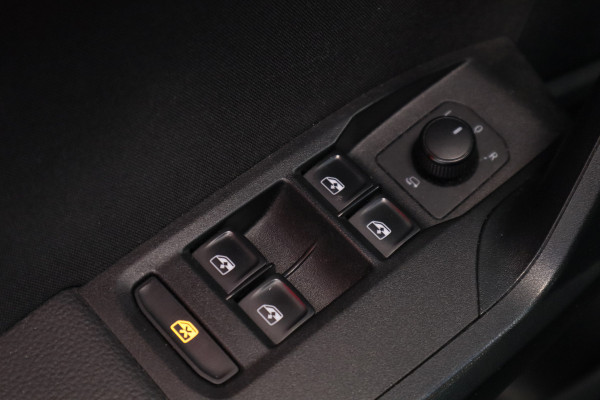 Seat Arona 1.5 TSI EVO FR Cruise/Climate PDC Navi Carplay NAP 150PK!