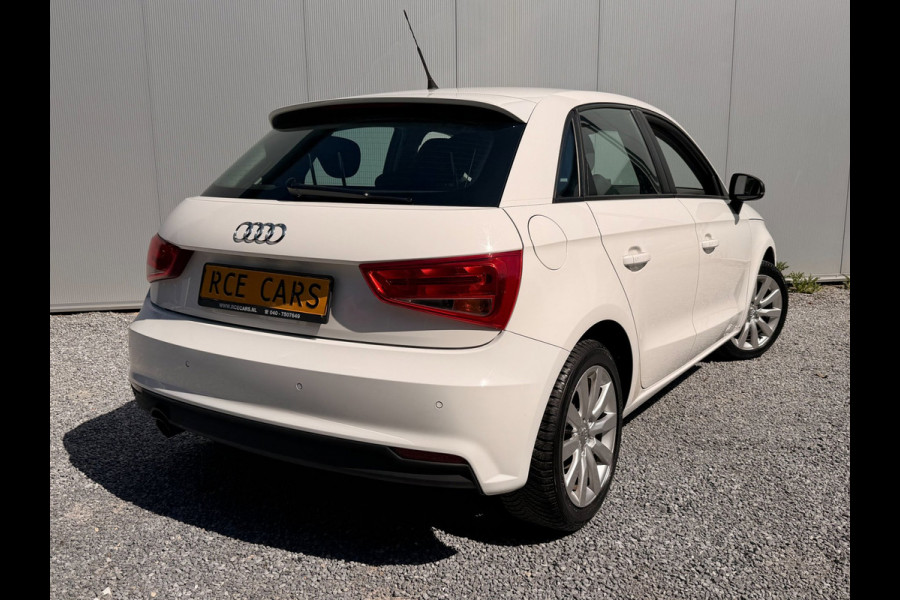 Audi A1 SPORTBACK 1.0 TFSI Ambition Navigatie Cruisecontr Stoelverw PDC DealerOnderh Leder-Stof