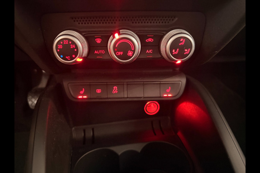 Audi A1 SPORTBACK 1.0 TFSI Ambition Navigatie Cruisecontr Stoelverw PDC DealerOnderh Leder-Stof