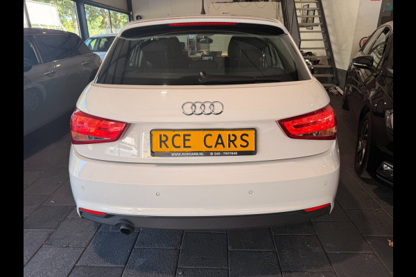 Audi A1 SPORTBACK 1.0 TFSI Ambition Navigatie Cruisecontr Stoelverw PDC DealerOnderh Leder-Stof