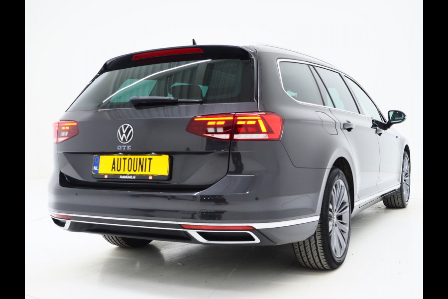 Volkswagen Passat Variant 1.4 TSI PHEV GTE | Panoramadak | Leder | Trekhaak | Massage | HUD | Keyless | Adaptive Cruise