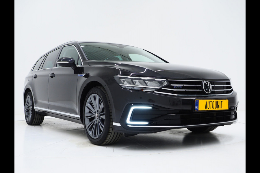 Volkswagen Passat Variant 1.4 TSI PHEV GTE | Panoramadak | Leder | Trekhaak | Massage | HUD | Keyless | Adaptive Cruise