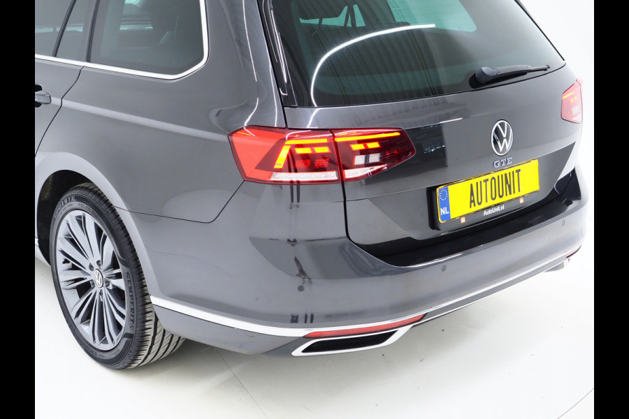 Volkswagen Passat Variant 1.4 TSI PHEV GTE | Panoramadak | Leder | Trekhaak | Massage | HUD | Keyless | Adaptive Cruise