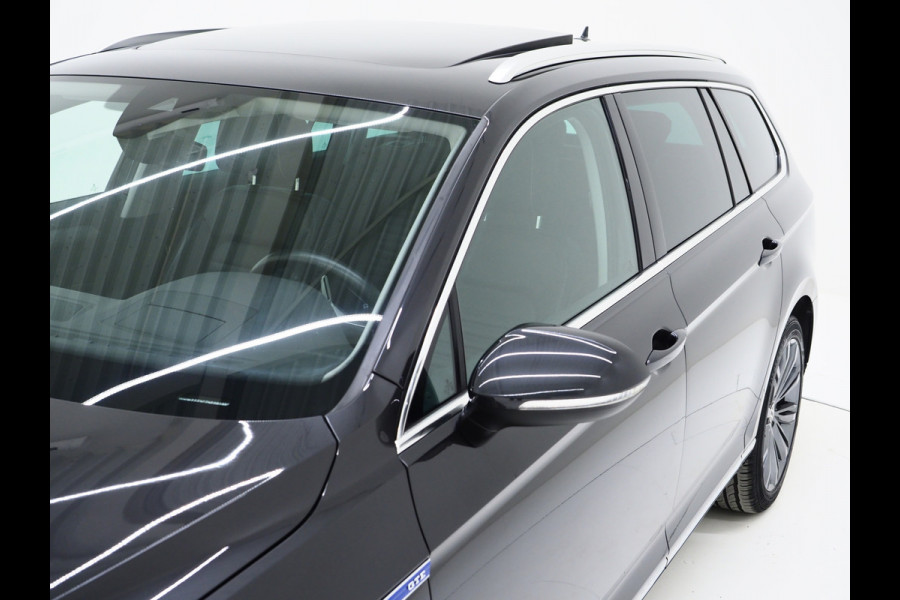 Volkswagen Passat Variant 1.4 TSI PHEV GTE | Panoramadak | Leder | Trekhaak | Massage | HUD | Keyless | Adaptive Cruise