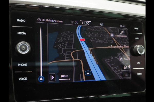 Volkswagen Passat Variant 1.4 TSI PHEV GTE | Panoramadak | Leder | Trekhaak | Massage | HUD | Keyless | Adaptive Cruise