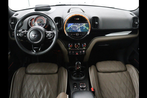 MINI Countryman 2.0 Cooper S ALL4 Chili | Panoramadak | Leder | Stoelverwarming | Adaptive cruise | Head-Up | Carplay | Keyless | Navigatie | Sportstoelen | Climate control | Bluetooth