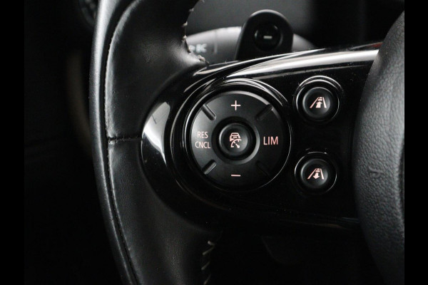 MINI Countryman 2.0 Cooper S ALL4 Chili | Panoramadak | Leder | Stoelverwarming | Adaptive cruise | Head-Up | Carplay | Keyless | Navigatie | Sportstoelen | Climate control | Bluetooth