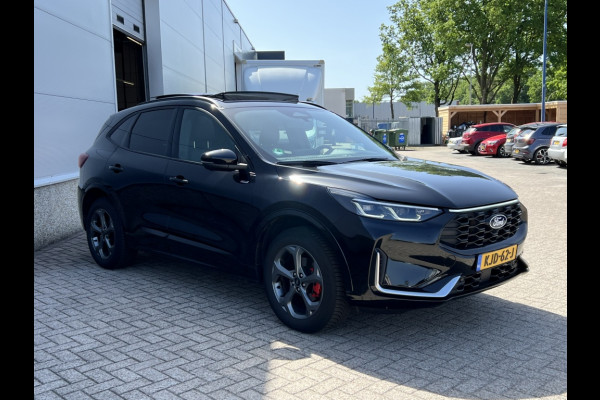 Ford Kuga Plug-In Hybrid ST-Line X PANODAK! TECHPACK! WINTERPACK!