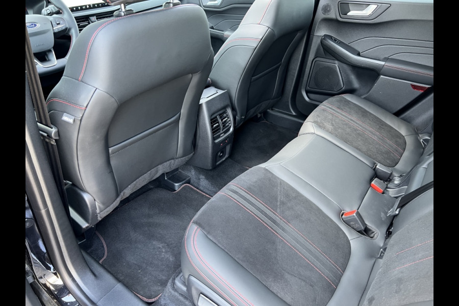 Ford Kuga Plug-In Hybrid ST-Line X PANODAK! TECHPACK! WINTERPACK!