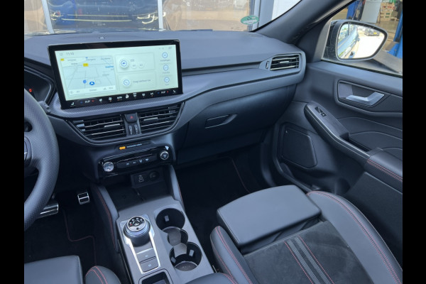 Ford Kuga Plug-In Hybrid ST-Line X PANODAK! TECHPACK! WINTERPACK!