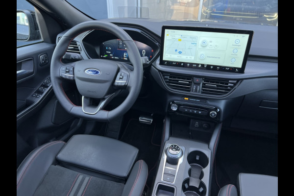Ford Kuga Plug-In Hybrid ST-Line X PANODAK! TECHPACK! WINTERPACK!