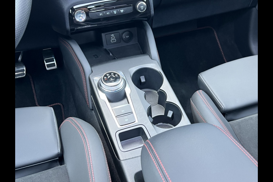 Ford Kuga Plug-In Hybrid ST-Line X PANODAK! TECHPACK! WINTERPACK!