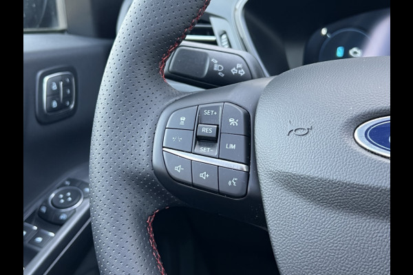 Ford Kuga Plug-In Hybrid ST-Line X PANODAK! TECHPACK! WINTERPACK!