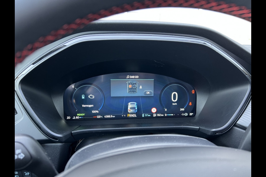 Ford Kuga Plug-In Hybrid ST-Line X PANODAK! TECHPACK! WINTERPACK!