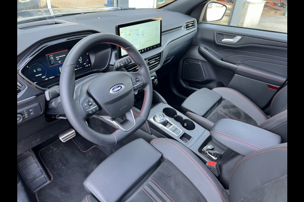 Ford Kuga Plug-In Hybrid ST-Line X PANODAK! TECHPACK! WINTERPACK!