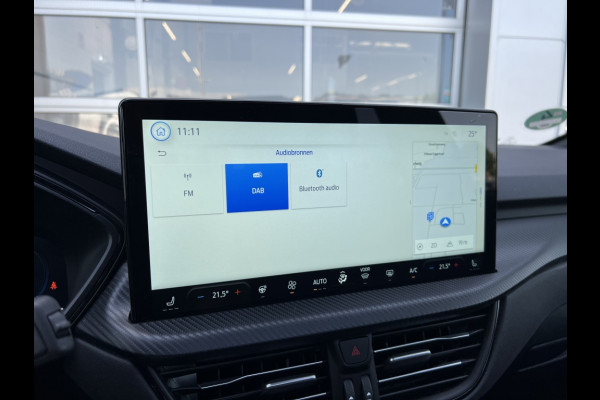 Ford Kuga Plug-In Hybrid ST-Line X PANODAK! TECHPACK! WINTERPACK!
