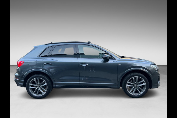 Audi Q3 45 TFSI e S edition S-LINE BLACK-LINE SOH-TEST/PANO/SFEERVERL/NAVI/V-COCKPIT/DAB/ECC/PDC/CRUISE///