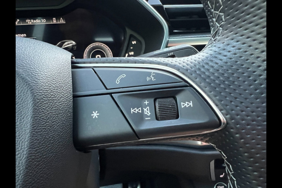 Audi Q3 45 TFSI e S edition S-LINE BLACK-LINE SOH-TEST/PANO/SFEERVERL/NAVI/V-COCKPIT/DAB/ECC/PDC/CRUISE///