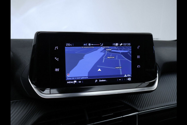 Peugeot 208 1.2 PureTech Sport (APPLE CARPLAY,NAVI,PDC,CLIMATE,CRUISE,LED,ELEKTRISCH PAKKET,SPORTSTOELEN,LM VELGEN)