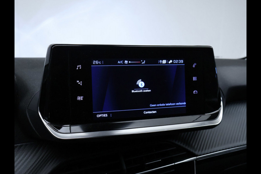 Peugeot 208 1.2 PureTech Sport (APPLE CARPLAY,NAVI,PDC,CLIMATE,CRUISE,LED,ELEKTRISCH PAKKET,SPORTSTOELEN,LM VELGEN)