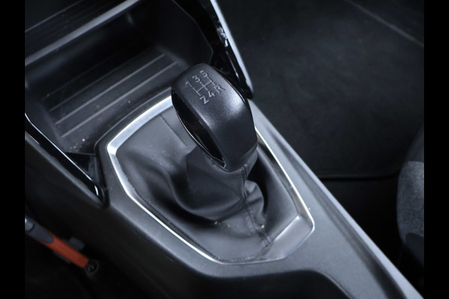 Peugeot 208 1.2 PureTech Sport (APPLE CARPLAY,NAVI,PDC,CLIMATE,CRUISE,LED,ELEKTRISCH PAKKET,SPORTSTOELEN,LM VELGEN)