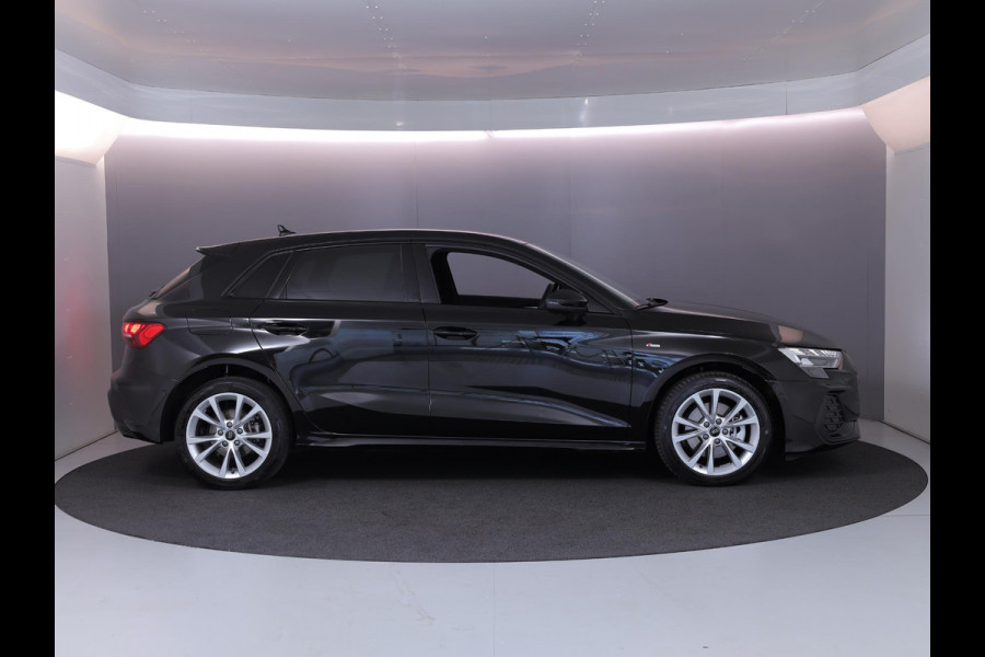 Audi A3 Sportback 40 TFSI e S edition 204 pk S-tronic | Verlengde garantie | Navigatie | Parkeersensoren (Park assist) | Achteruitrijcamera | Adaptieve cruise control | Stoelverwarming | S-Line |