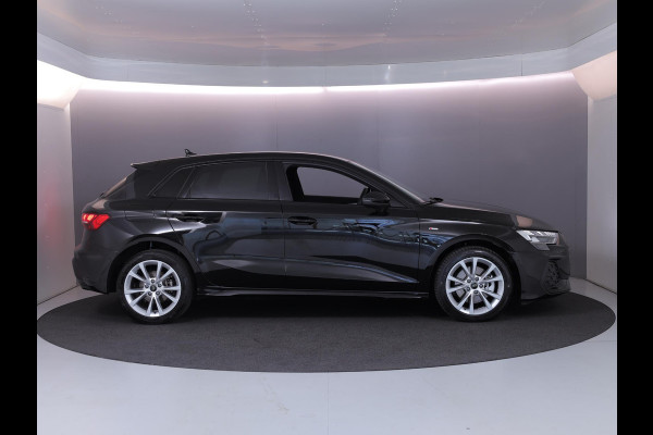 Audi A3 Sportback 40 TFSI e S edition 204 pk S-tronic | Verlengde garantie | Navigatie | Parkeersensoren (Park assist) | Achteruitrijcamera | Adaptieve cruise control | Stoelverwarming | S-Line |