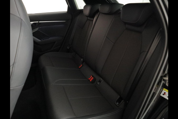 Audi A3 Sportback 40 TFSI e S edition 204 pk S-tronic | Verlengde garantie | Navigatie | Parkeersensoren (Park assist) | Achteruitrijcamera | Adaptieve cruise control | Stoelverwarming | S-Line |