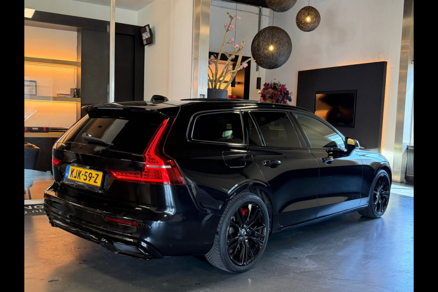 Volvo V60 2.0 T8 Twin Engine AWD R-Design 391 PK BLACK edition 2020