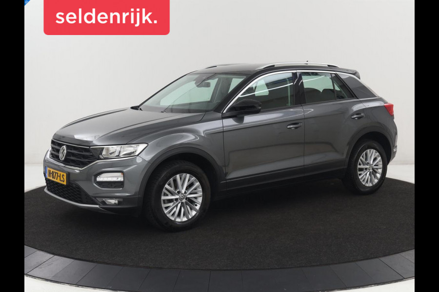 Volkswagen T-Roc 1.5 TSI Style | Trekhaak | Carplay | Adaptive cruise | Navigatie | Climate control | Parkeerhulp | Bluetooth