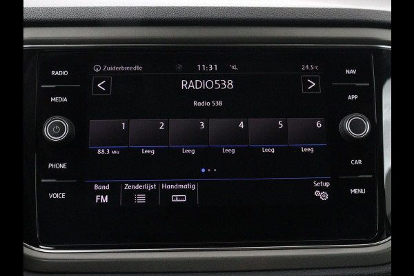 Volkswagen T-Roc 1.5 TSI Style | Trekhaak | Carplay | Adaptive cruise | Navigatie | Climate control | Parkeerhulp | Bluetooth