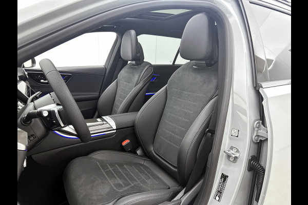 Mercedes-Benz C-Klasse Estate 300 e Business Solution AMG | Comfortpakket Plus | Parkeerpakket met 360°-camera | Nightpakket | Middenconsole metaalstructuur | Trekhaak | Panoramaschuifdak | 19" multispaaks lichtmetalen AMG-velgen | GUARD 360° Plus |