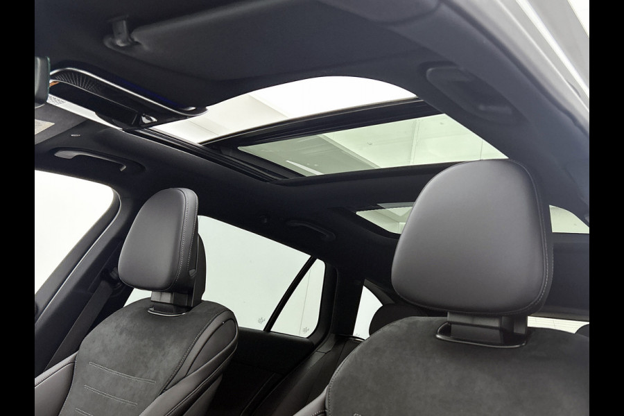 Mercedes-Benz C-Klasse Estate 300 e Business Solution AMG | Comfortpakket Plus | Parkeerpakket met 360°-camera | Nightpakket | Middenconsole metaalstructuur | Trekhaak | Panoramaschuifdak | 19" multispaaks lichtmetalen AMG-velgen | GUARD 360° Plus |