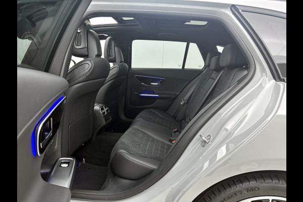 Mercedes-Benz C-Klasse Estate 300 e Business Solution AMG | Comfortpakket Plus | Parkeerpakket met 360°-camera | Nightpakket | Middenconsole metaalstructuur | Trekhaak | Panoramaschuifdak | 19" multispaaks lichtmetalen AMG-velgen | GUARD 360° Plus |