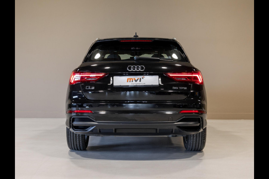 Audi Q3 35 TFSI 2x S-Line edition / 150pk / Panorama dak / Dodehoek herkenning /