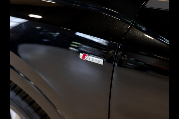 Audi Q3 35 TFSI 2x S-Line edition / 150pk / Panorama dak / Dodehoek herkenning /