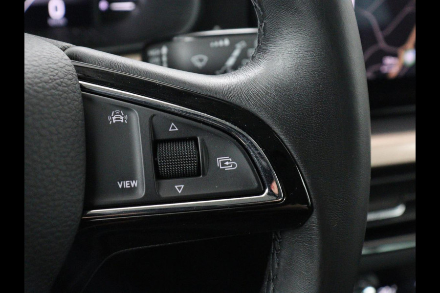 Škoda SCALA 1.0 TSI Business Edition | Stoelverwarming | Trekhaak | Camera | Virtual Cockpit | Carplay | Navigatie | Keyless | Climate control | Full LED | Cruise control | Bluetooth